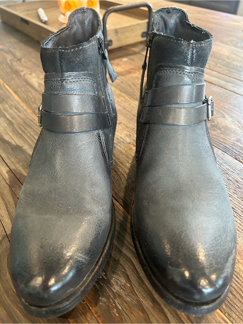 Miz Mooz Daryn Ankle Boot     Sz 39